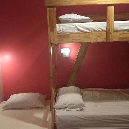 De Hostel Prachuap Khiri Khan Buitenkant foto