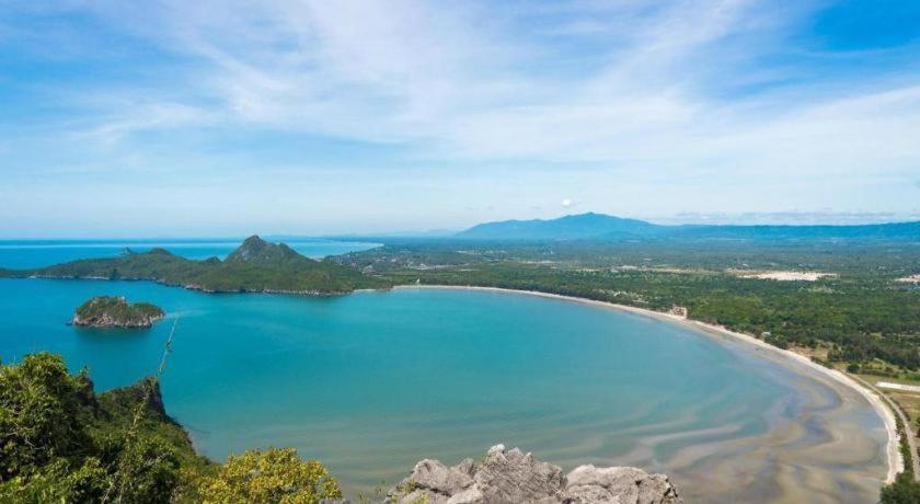De Hostel Prachuap Khiri Khan Buitenkant foto