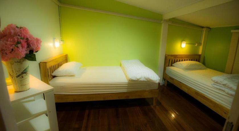 De Hostel Prachuap Khiri Khan Buitenkant foto