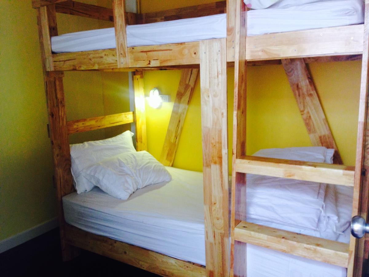 De Hostel Prachuap Khiri Khan Buitenkant foto