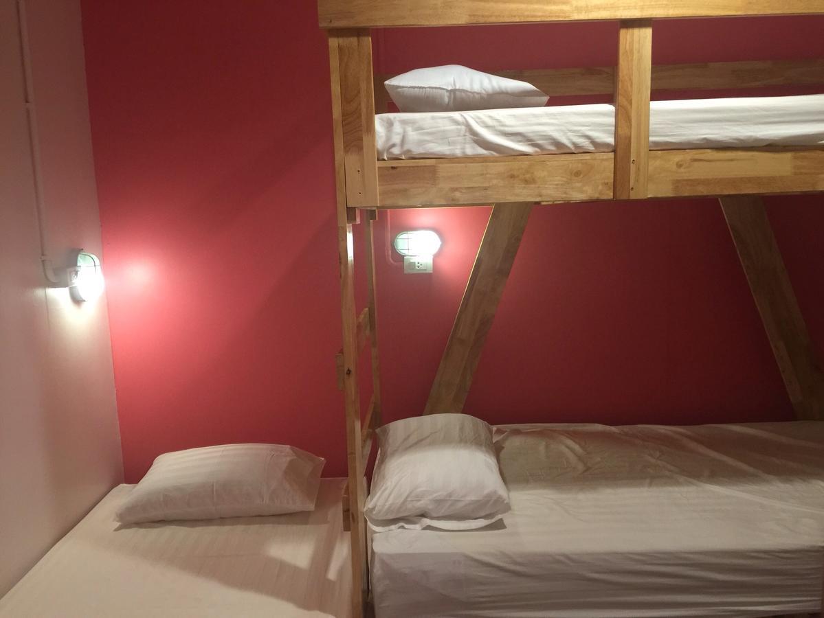 De Hostel Prachuap Khiri Khan Buitenkant foto